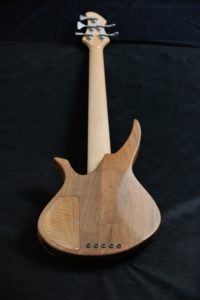 Kéli-Basse Fretless 5 Cordes (2)